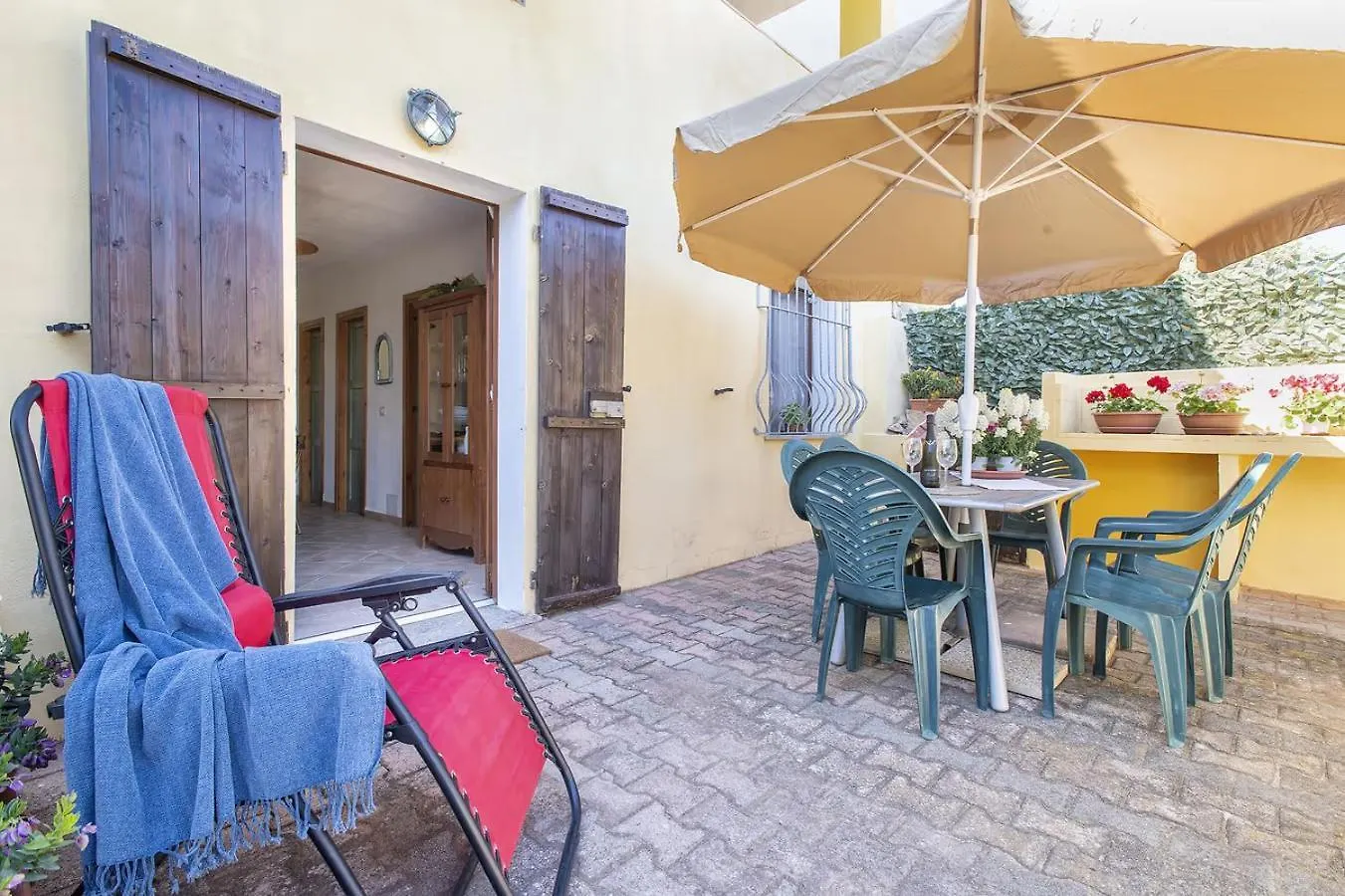Li Junchi Mare E Natura Apartment Badesi