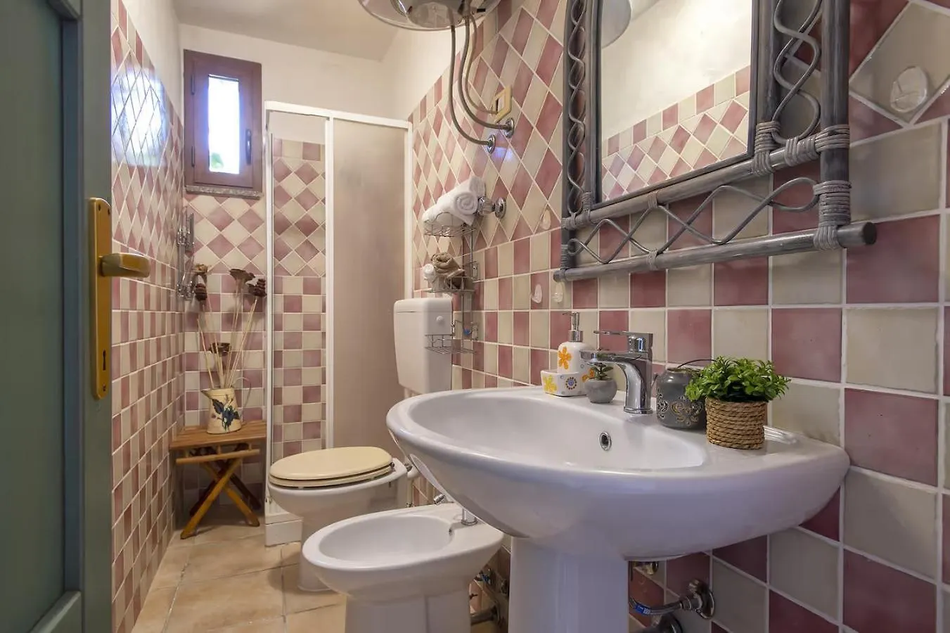 Li Junchi Mare E Natura Apartment Badesi